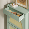 SoBuy | Úzká mělká zelená botníková skříňka boho ratan | Výklopná komoda se zásuvkou do předsíně | Vysoká botníková skříňka s proutím | 62×25×97 cm | Nosnost 25 kg | FSR223-GR